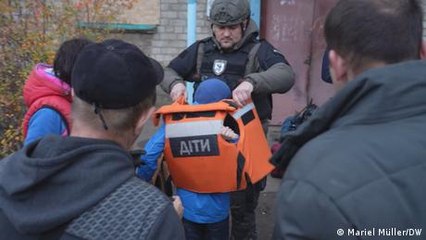 Inside Ukraine's front-line evacuations as Russia advances