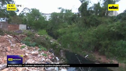 Vertedero clandestino en Lambaré