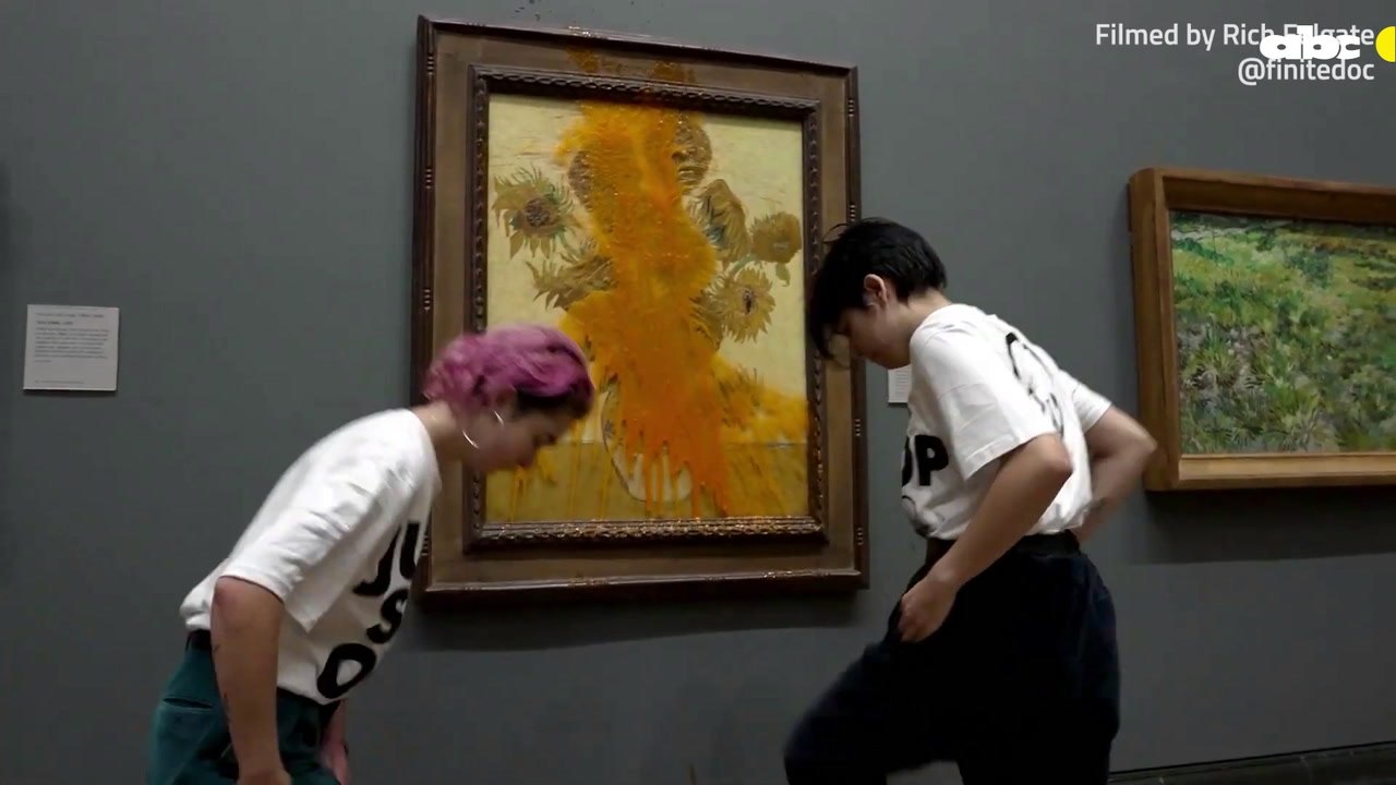 Ataque a cuadro de Van Gogh