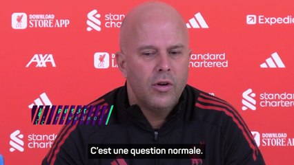 Arne Slot revient sur la réaction de Salah après sa mise sur le banc