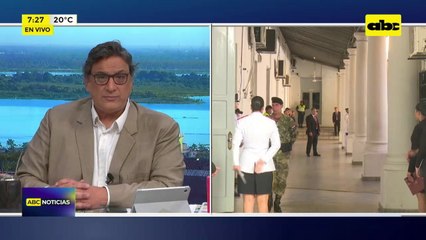 Mario Abdo llega a la Comandancia