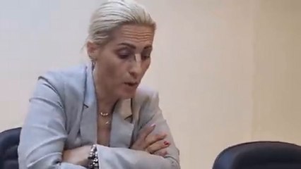 Funcionaria del Senado denuncia agresión y robo por parte de policías de Loma Pytã