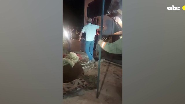 Rescatan a una yegua preñada que cayó a un “pozo ciego”