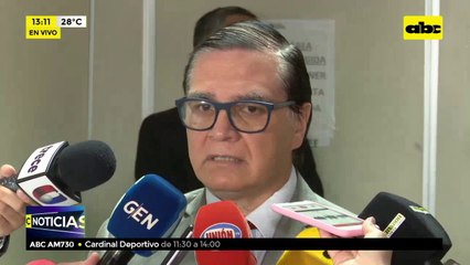 Imposición de medidas a Carlos Granada