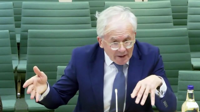 Budget crisis grows for Rachel Reeves as watchdog slams briefings