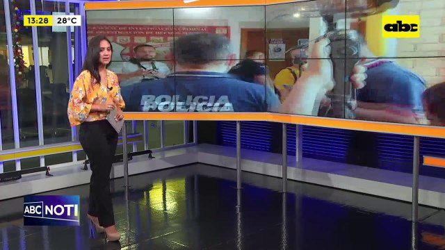 Policias detenidos por extorsión