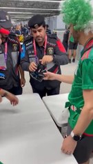 Qatar 2022: hincha de México intentó introducir a estadio dentro de binoculares