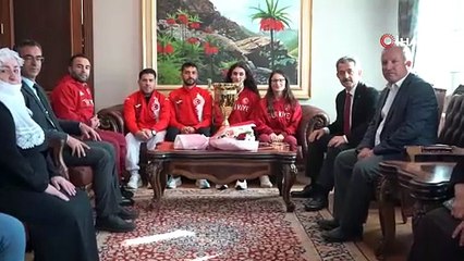 Şampiyon boksör Nurselen Yalgatekin için Şırnak’ta coşkulu karşılama