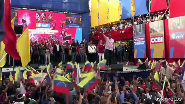 Venezuela, Maduro sfida gli Usa: Resterò qui per sempre