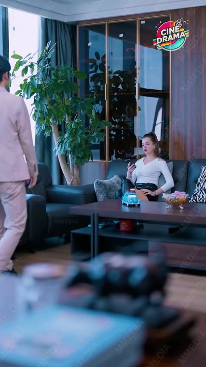 She Divorced Her “Useless” Husband… Not Knowing He’s a Secret War God! (Full Drama Movie)