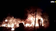 Momento Del Incendio De Las Viviendas En San Antonio Ypecurú