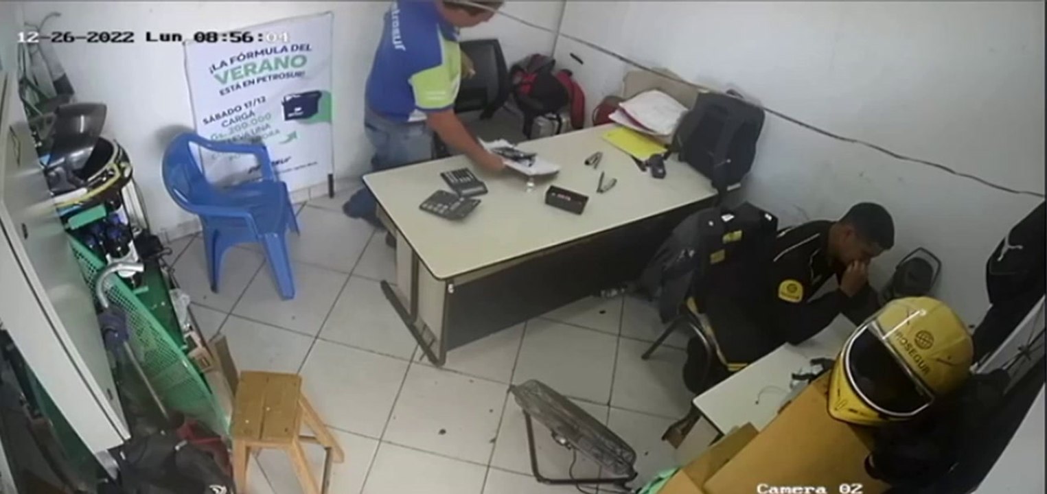 Ladrones estación de servicio y roban la recaudación del fin de semana en Lambaré