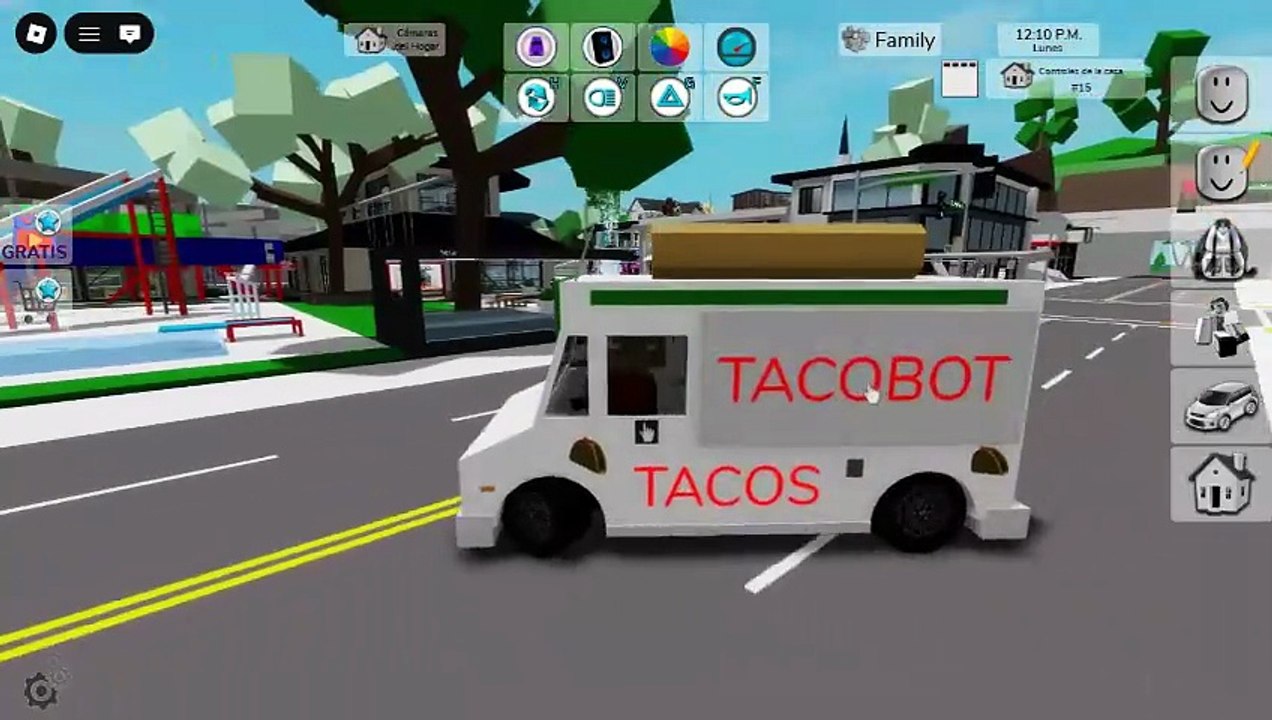 tacobot 3000 smiling critters