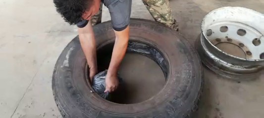 Ocultan químico para preparar cocaína en rueda de camión