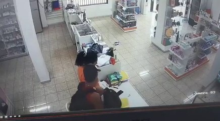 Asalto a farmacia en Hernandarias
