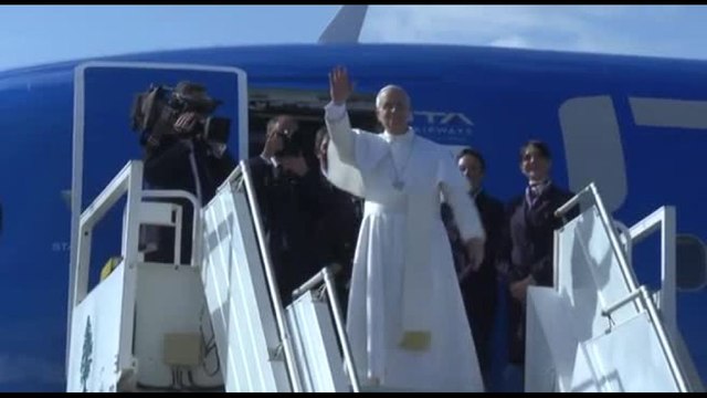 Il Papa lascia il Libano: Scegliamo tutti la pace come via