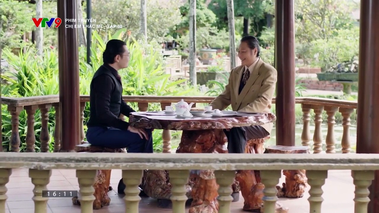 Chị em khác mẹ - Tập 52