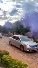 A Pura Música Recorriendo Con Vehículos Ploteados Con Figuras De Candidatos De Hc