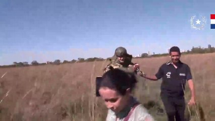 Mario Abdo Tras Lanzarse De Un Avión