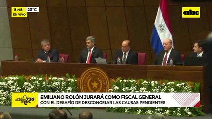 Video: Emiliano Rolón jura como nuevo Fiscal General