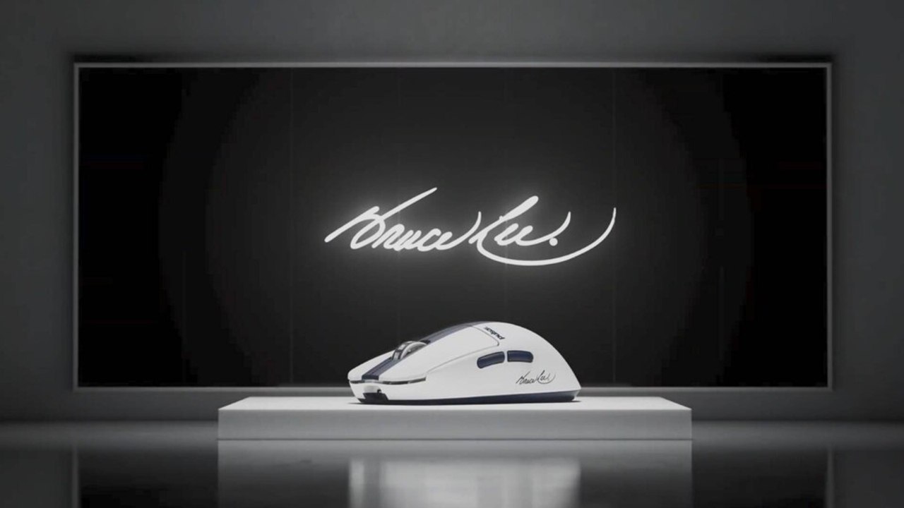 Für Fans: Bruce Lee kommt mit der Pulsar 85th Anniversary Edition zu Ehren der Legende als Maus und Tastatur auf euren Schreibtisch