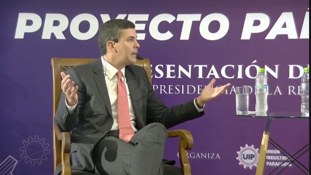 Santiago Peña ante la UIP dice cuestiona que trabajadores quieran jubilarse a los 65 años