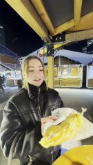 "C'est de la merde !" : Ils dépensent 80 euros au marché de Noël de La Défense et rien ne va