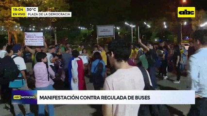 Video: Manifestación en contra de regulada de buses