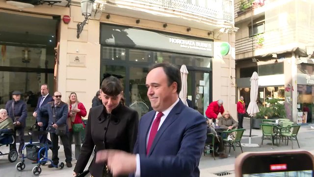 Pérez Llorca toma posesión como 'president' pidiendo perdón a las víctimas de la dana