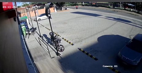 Motochorros Asaltan Autoservice De M. R. Alonso