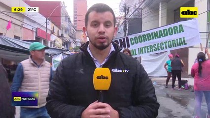 Video: Campesinos retornan a Asunción