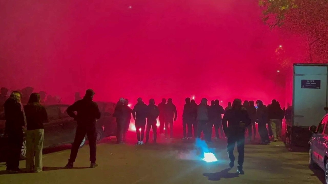 Des joueurs de Nice agressés par des supporters