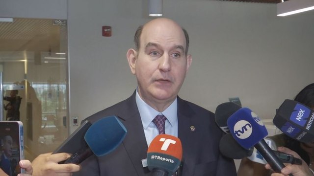 Chapman 'también se pregunta' cómo se asignaron los fondos adicionales a las juntas comunales y municipios