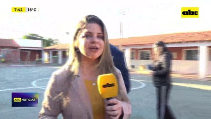 Video: Escuela lleva siete años con aulas clausuradas