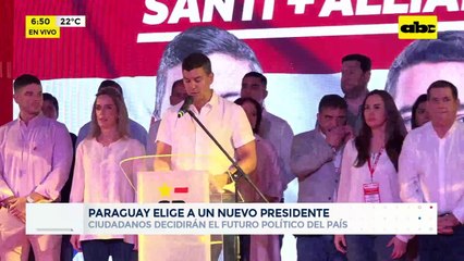 Video: Santiago Peña inicia jornada electoral