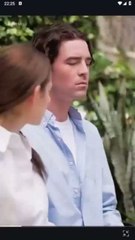 ¡Muévete! ¡Soy la EX fuera de tu alcance! ShortMax en Español