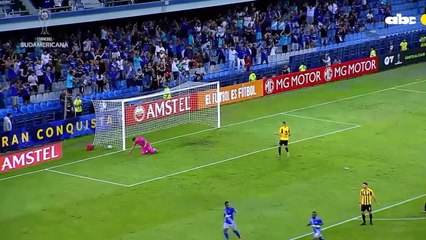 Los goles del empate de Guaraní en Guayaquil