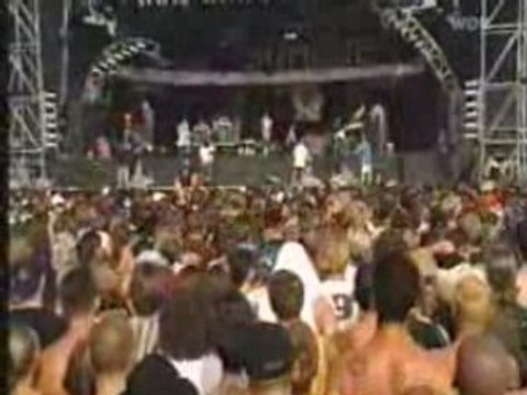 Marilyn Manson - Angel With The Scabbed Wings live in Köln