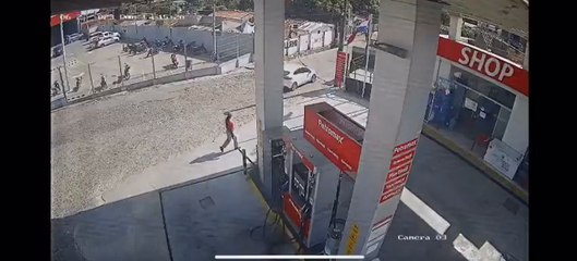 Conductor Carga Tanque Lleno Y Huye Sin Pagar