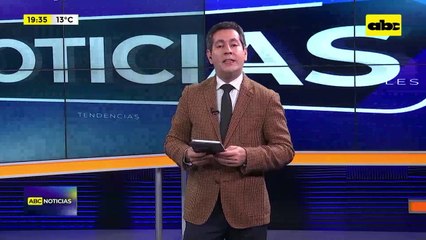 Video: Niños indígenas descalzos y desabrigados padecen el intenso frío frente al INDI