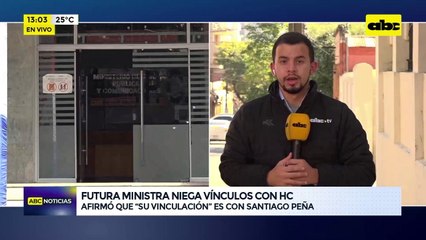 Video: La futura ministra del MOPC niega vínculos con Horacio Cartes