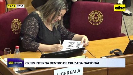 Video: Senadoras se solidarizaron con Zenaida Delgado