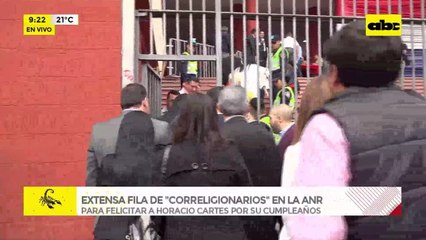 Video: Extensa fila de ‘’correligionarios’' en la ANR para felicitar a Horacio Cartes por su cumpleaños