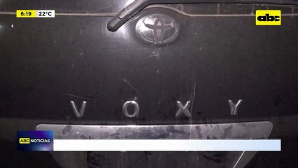 Video: Una furgoneta robada fue encontrada abandonada