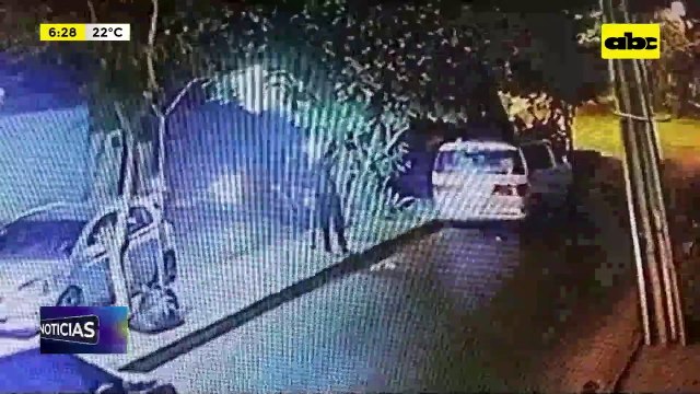 Video: Capturan a dos presuntos ladrones de focos