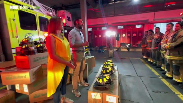 ¡Más protección! Entregan cascos de última tecnología para blindar a los Bomberos de Medellín