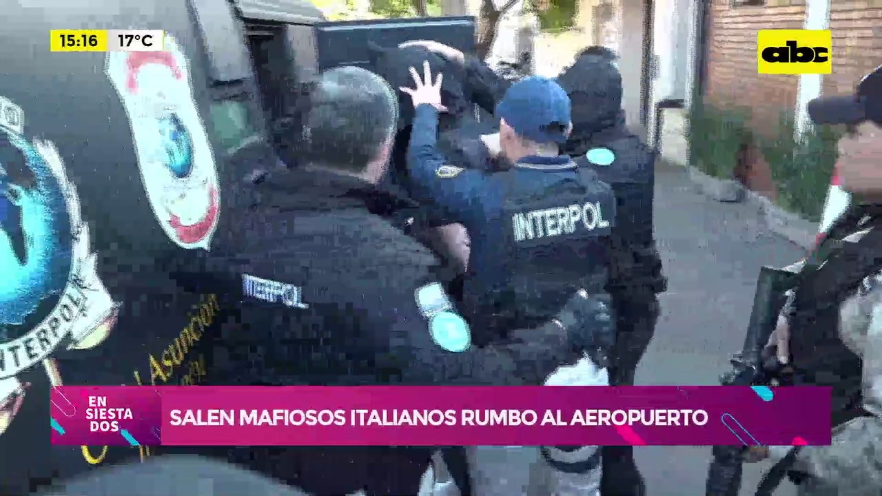 Video: Salen mafiosos italianos rumbo al aeropuerto