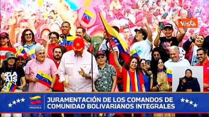 Maduro balla ancora davanti ai suoi sostenitori a Caracas