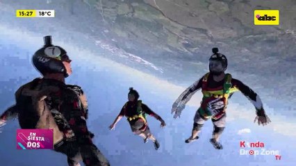 Video: ¡Salto en paracaídas desde casi 5000 metros!