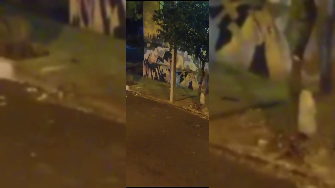 Provocó grave accidente y se dio a la fuga con botella en mano bebiendo cerveza